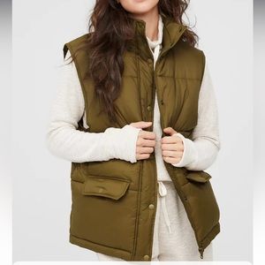 AE Aerie Offline Oversized Vest S Olive